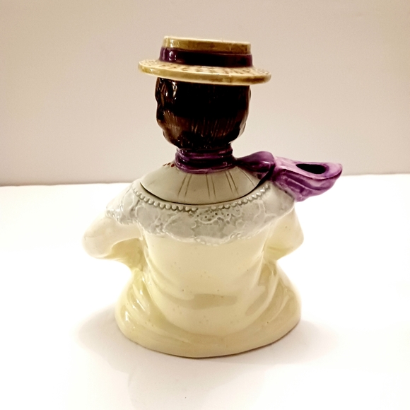 Vintage Edwardian Lady Teapot by Omnibus, A Division of Fitz & Floyd - Picture 4 of 7